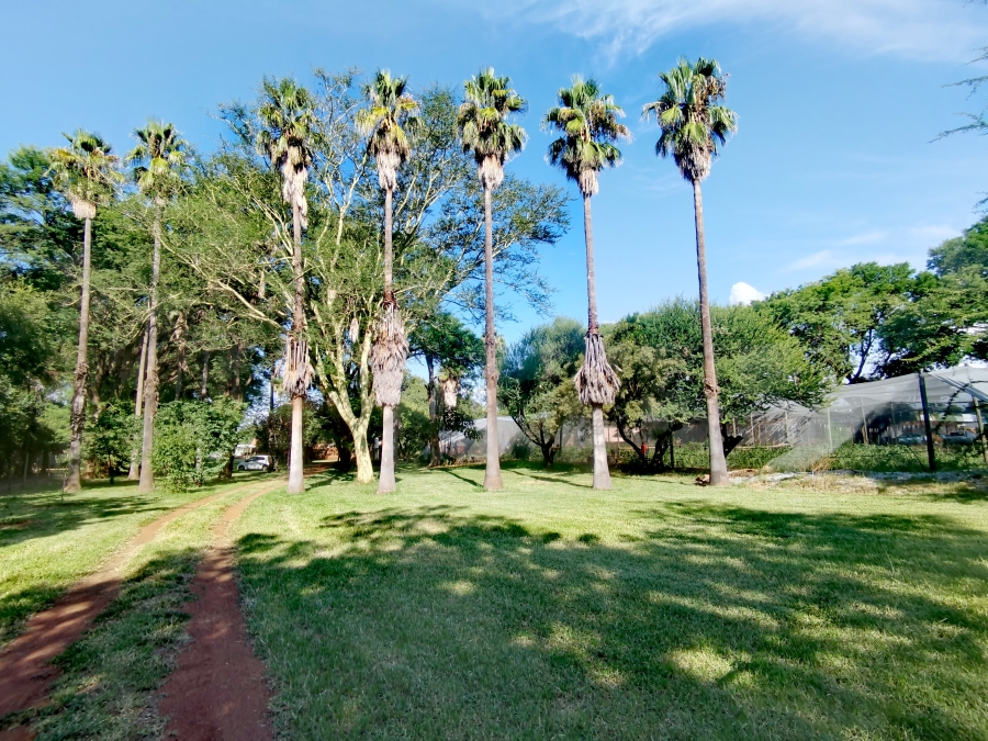 Commercial Property for Sale in Roodekopjes Ah North West